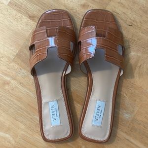 Steve Madden Sandals